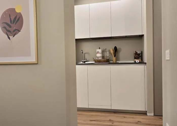 Arena 40 Apartments Romeo